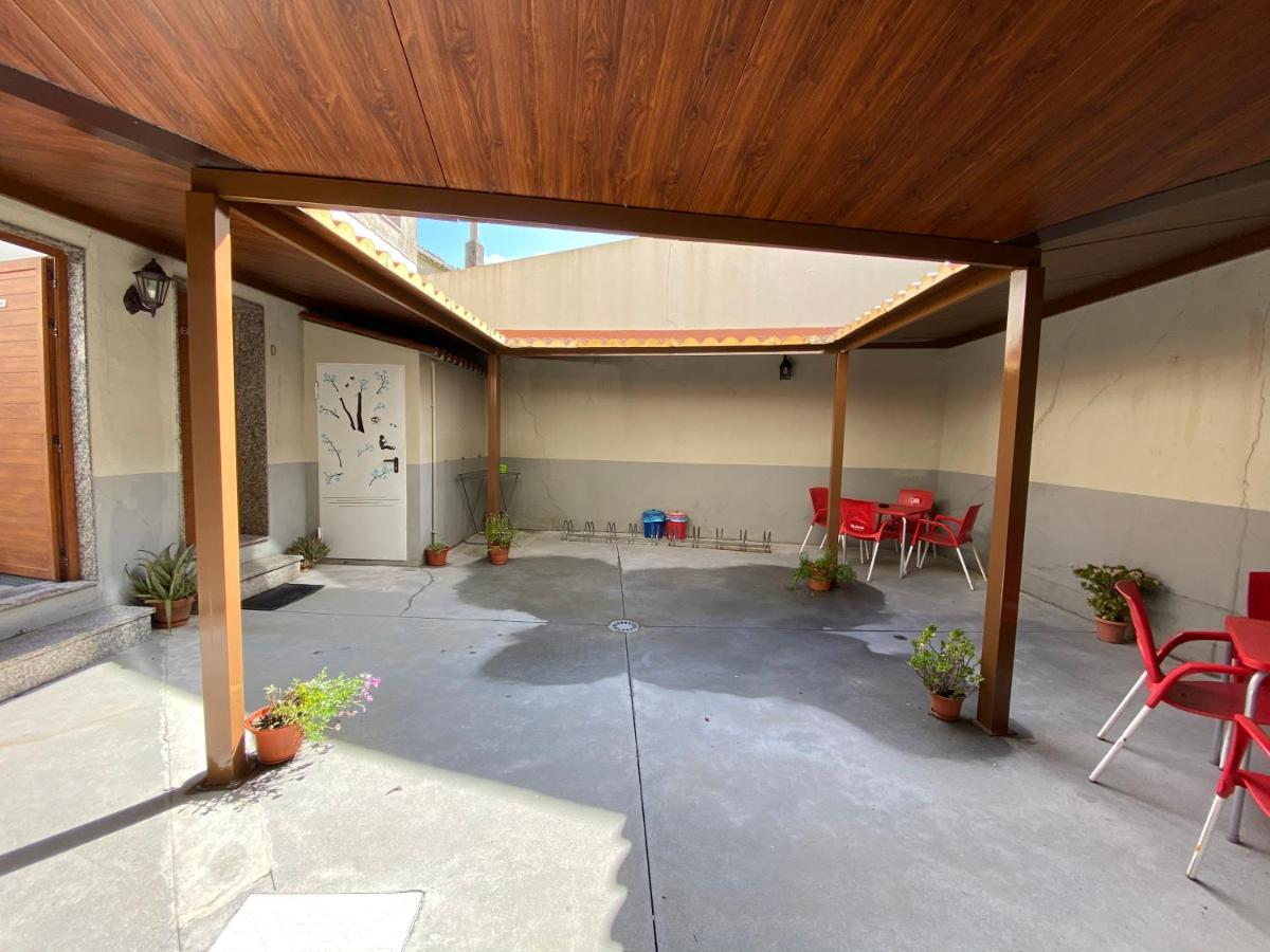 Albergue Pereiro Мелиде Екстериор снимка